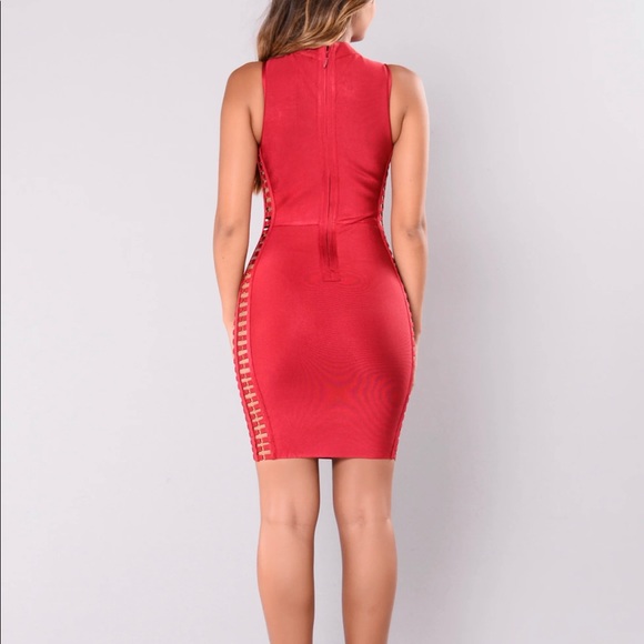 Red Bandage Style Body Fitting Dress - Picture 4 of 6